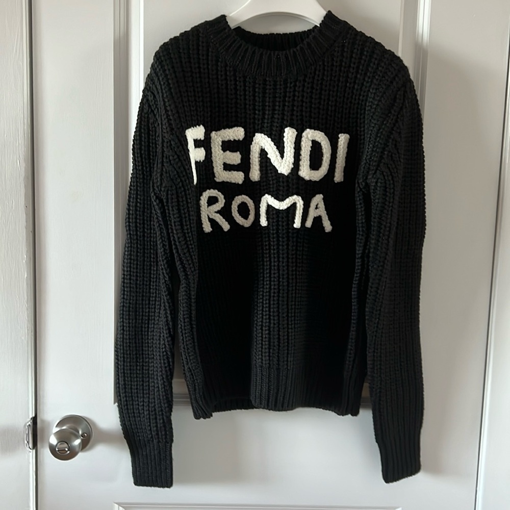 Fendi 100% wool sweater